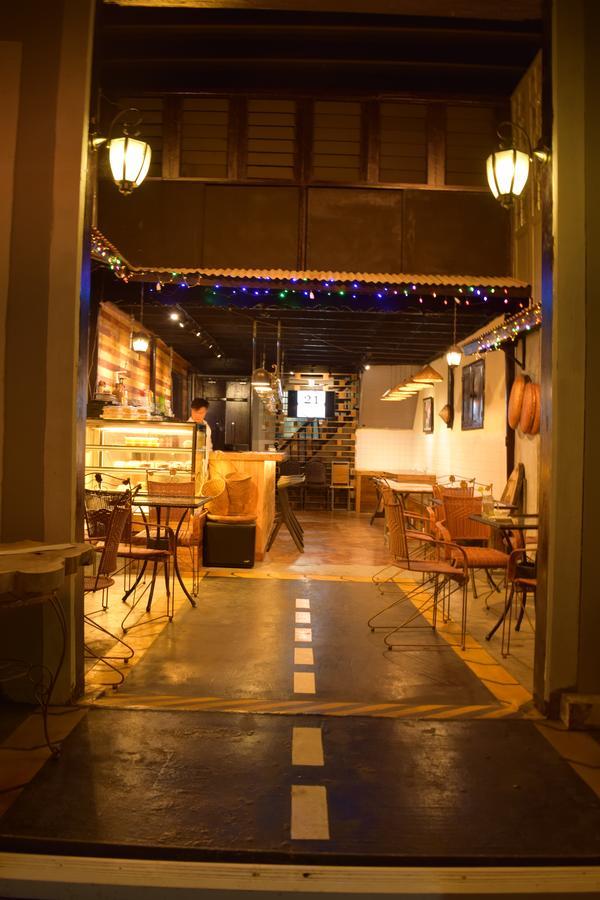 21 Hostel ย่างกุ้ง ภายนอก รูปภาพ