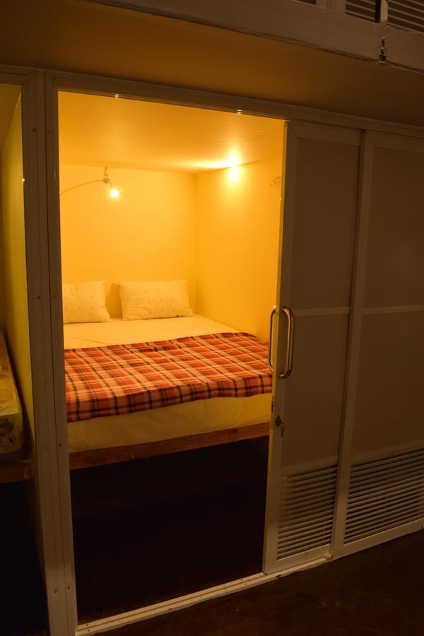 21 Hostel ย่างกุ้ง ภายนอก รูปภาพ