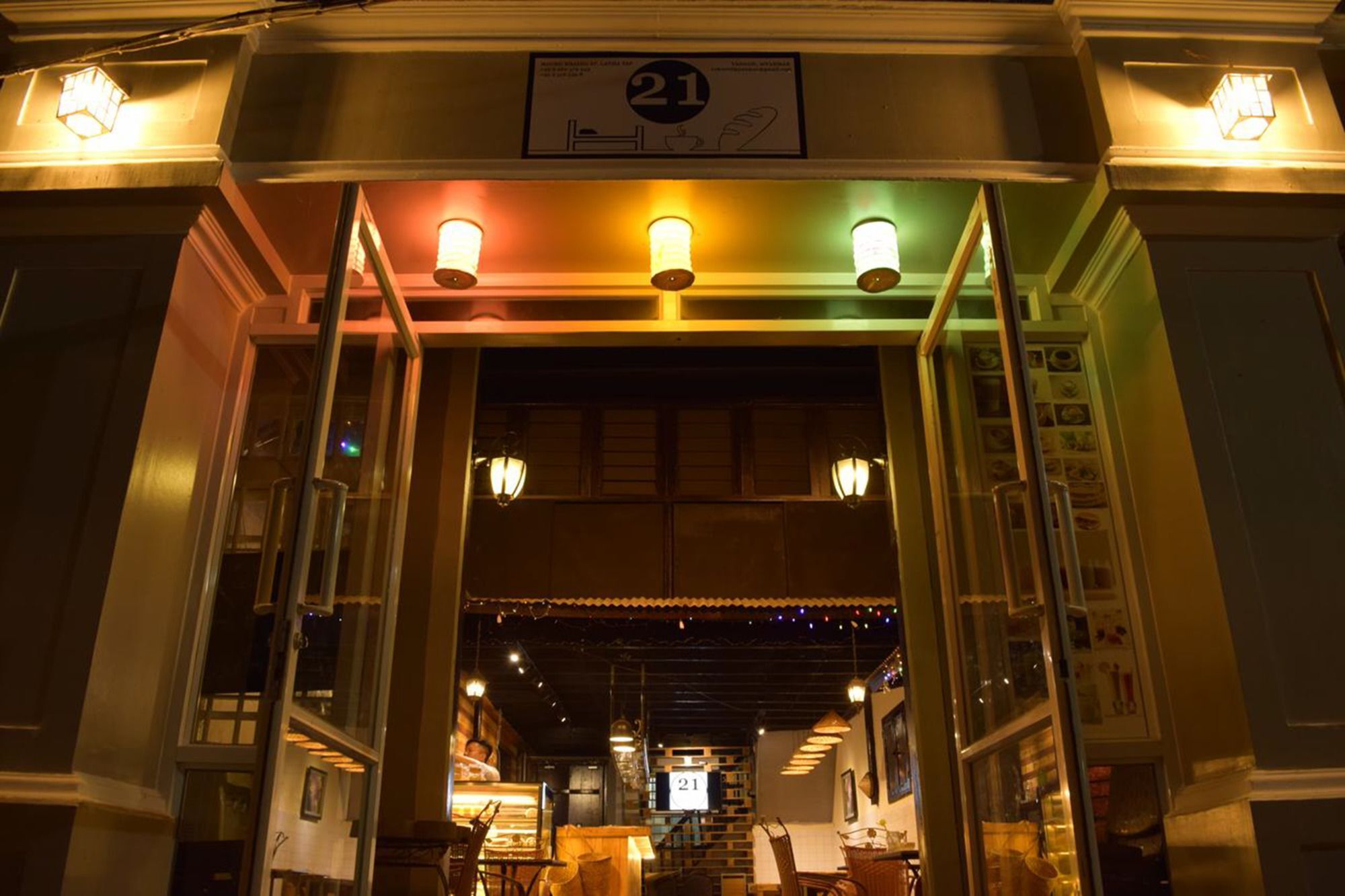 21 Hostel ย่างกุ้ง ภายนอก รูปภาพ